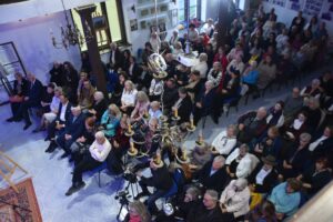 koncert w synagodze Rutika zdjęcie widowni