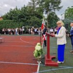 dyrektor przemawia