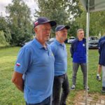 przedstawiciele BKŻ stoją obok namiotu