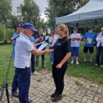 wręczenie podziękowań za udział w regatach