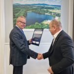 zdjęcie z wręczenia certyfikatów 14