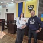 wręczenie nominacji, wspólne zdjęcie z wicestarostą