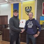 wręczenie nominacji, wspólne zdjęcie z wicestarostą