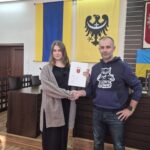 wręczenie nominacji, wspólne zdjęcie z wicestarostą