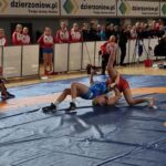 zapaśniczki podczas rywalizacji na macie