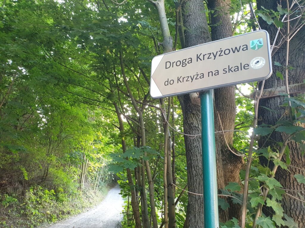 tabliczka droga krzyżowa