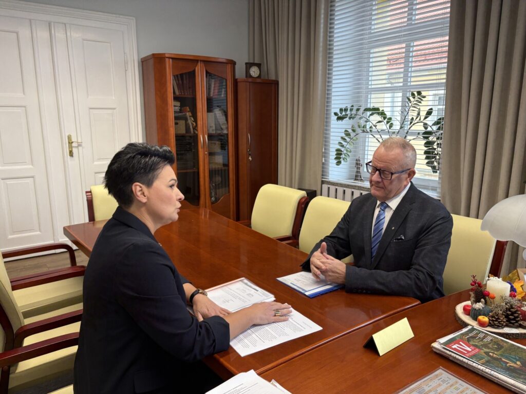 spotkanie starosta burmistrz pieszyc