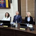 zbliżenie na radnych podczas sesji 1