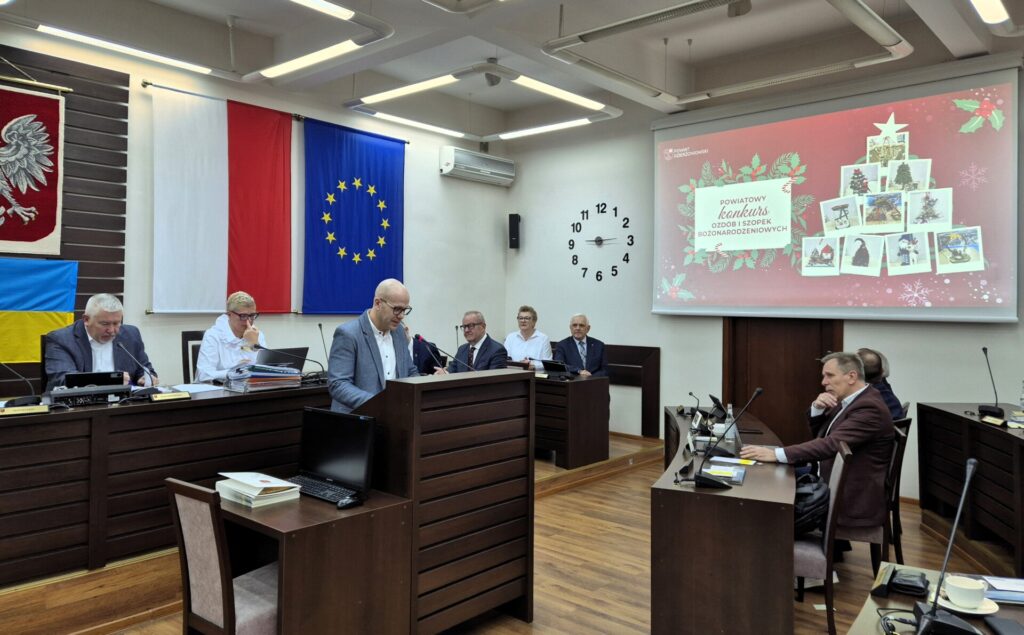 kierownik Biura Promocji podczas wystąpienia