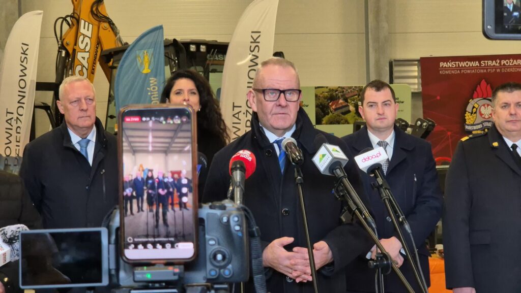 starosta podczas konferencji