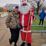 uczestniczka ze świętym mikołajem 1