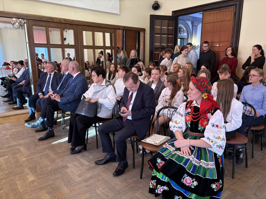 widownia podczas ogłoszenia wyników konkursu