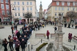 taniec poloneza widok z góry