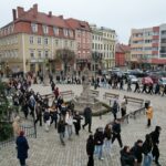 taniec poloneza widok z góry