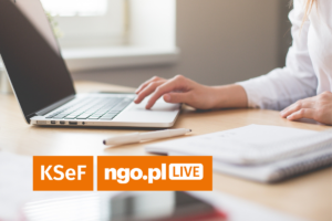 ksef grafika dłonie i laptop