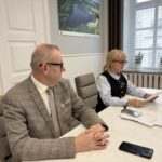 starosta Grzegorz Kosowski i dyrektor wydziału bezpieczeństwa Grażyna Wójcik 1