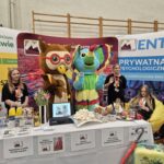 stoisko reklamowe szkoły 6