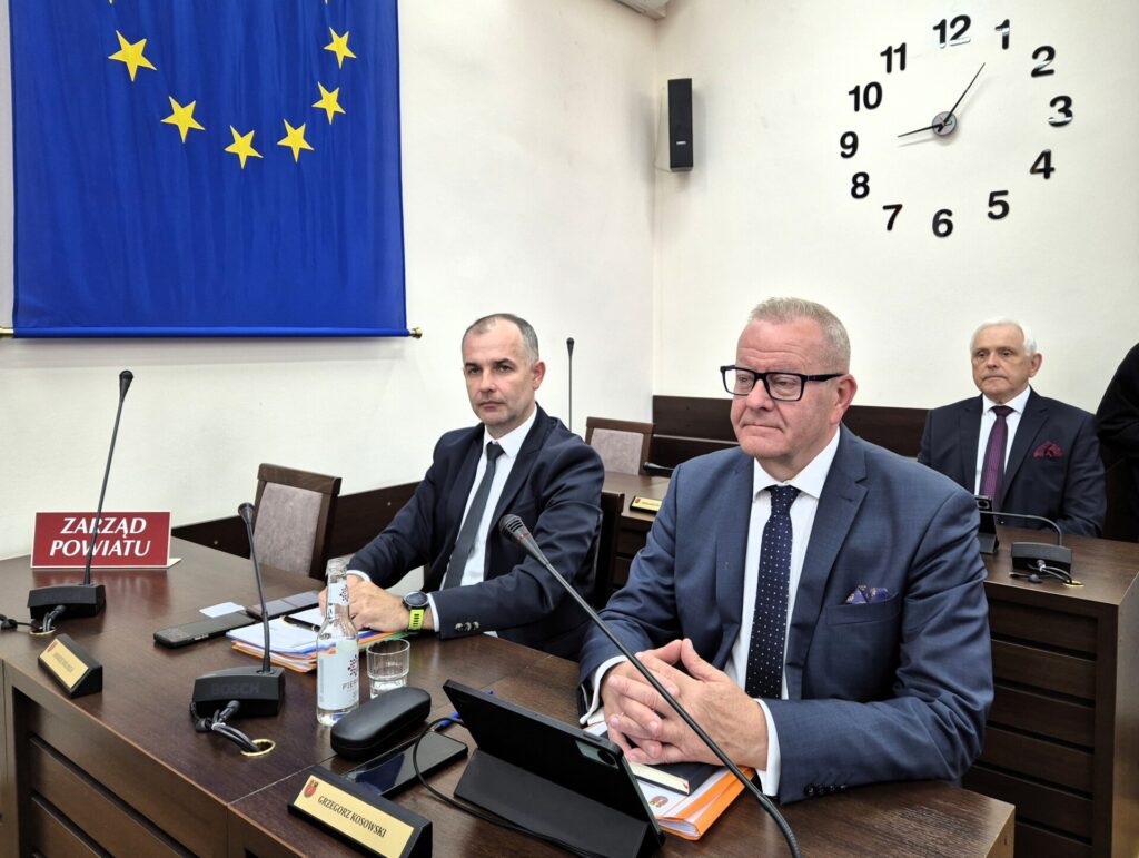 zarząd powiatu podczas sesji