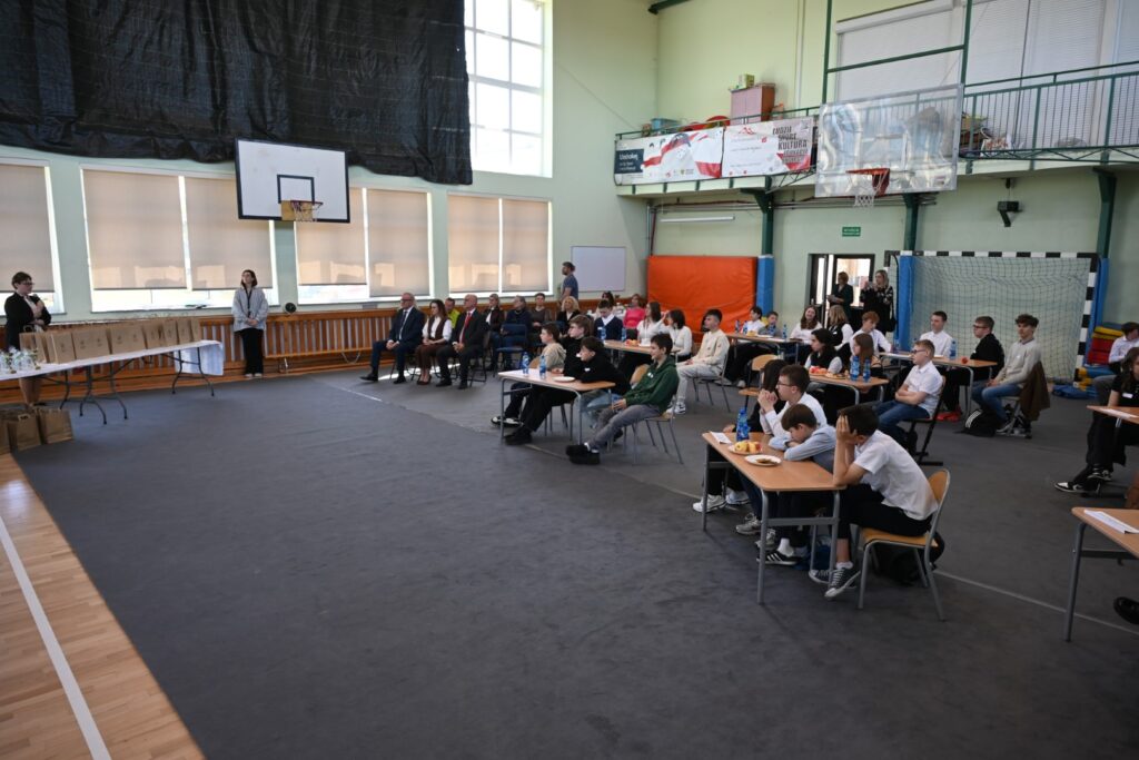 uczestnicy konkursu ekoSowy