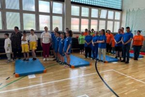 dzieci podczas olimpiady specjalnej