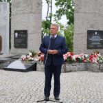 Burmistrz Dzierżoniowa podczas przemówienia