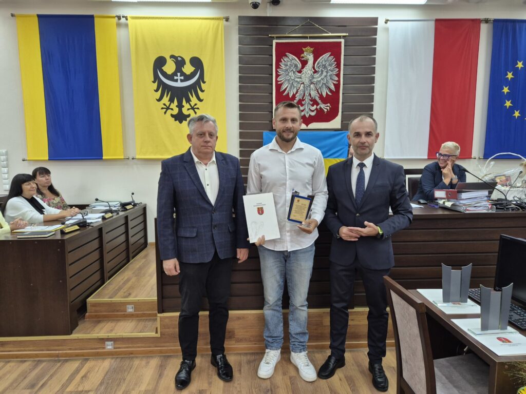 wicestarosta, wiceprzewodniczący wspólne zdjęcie z Białkiem