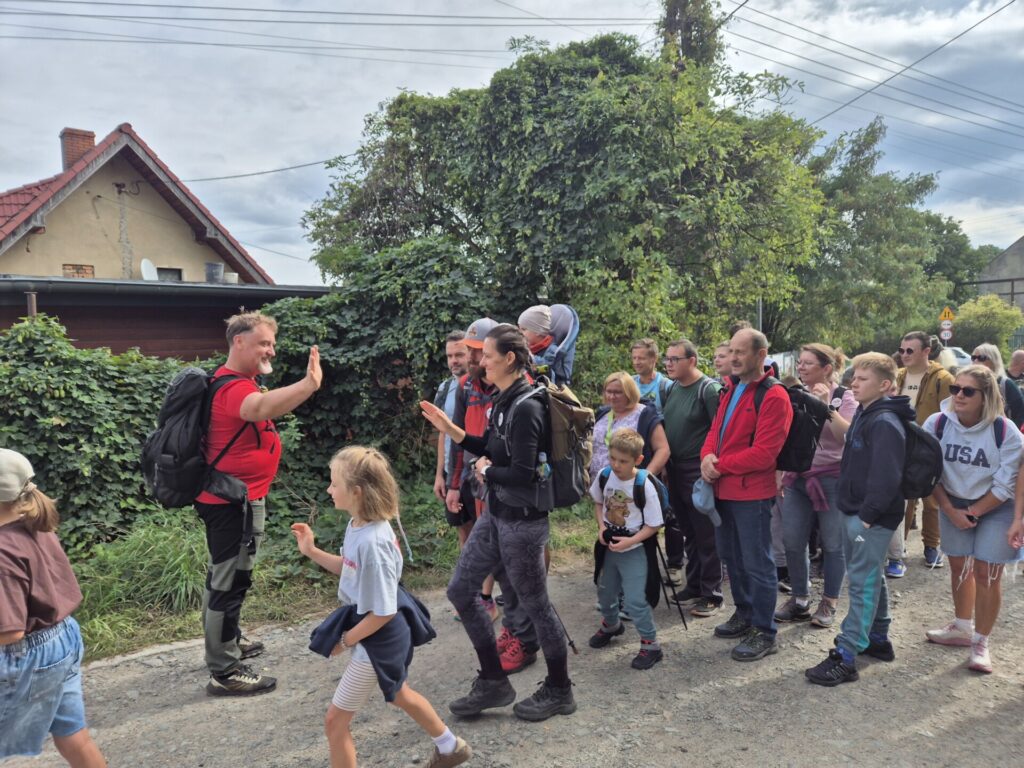 uczestnicy trasy na 10 km podczas startu