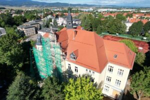 widok na Radiobudę podczas remontu