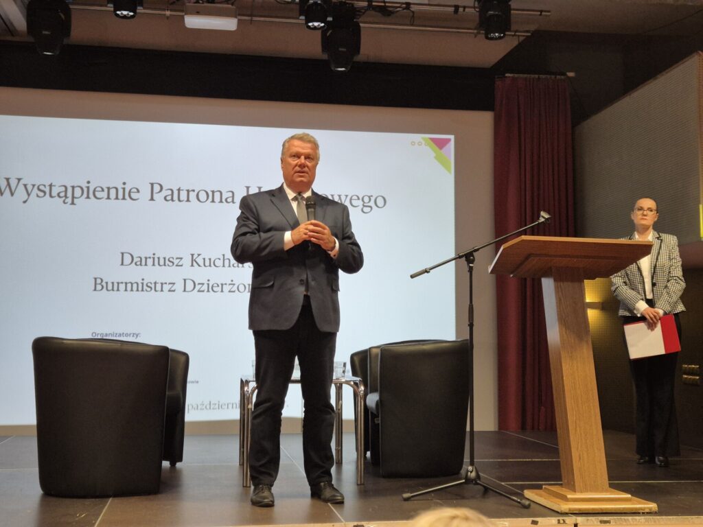 burmistrz Dzierżoniowa na scenie