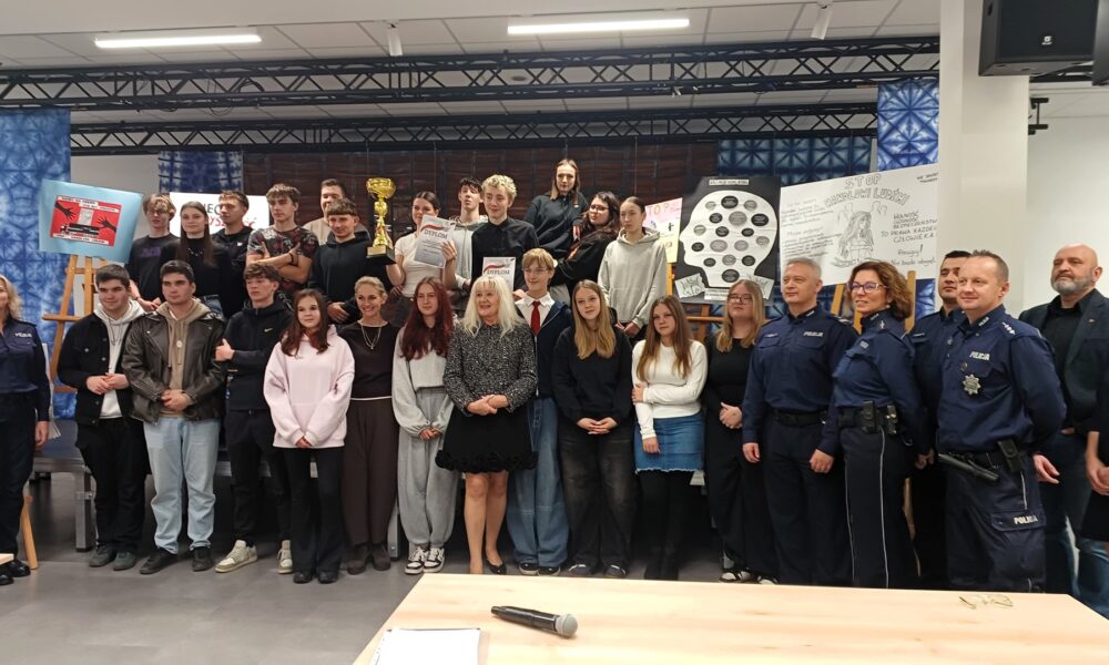 laureaci konkursu Wiedzy o Policji