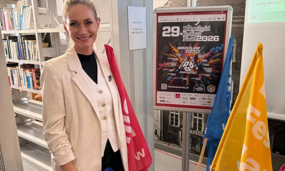 sekretarz powiatu na festiwalu nauki