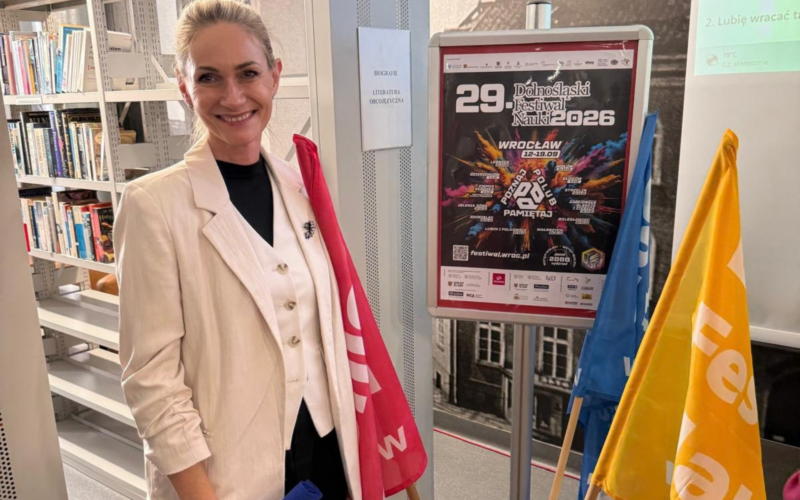 sekretarz powiatu na festiwalu nauki